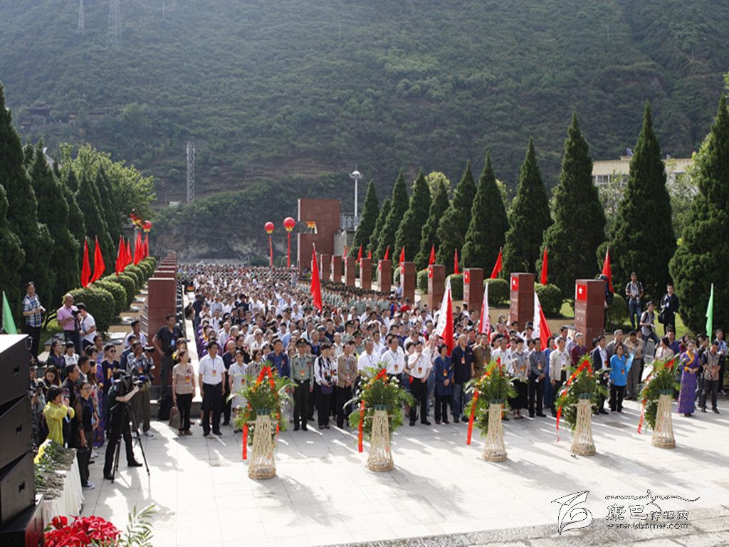 紀(jì)念紅軍長征在甘孜80周年暨紅色文化旅游宣傳活動開幕掠影