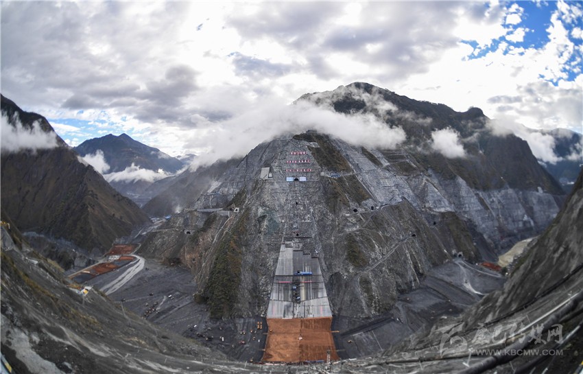 兩河口水電站建設(shè)如火如荼